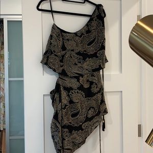 Bev & Bridge One Shoulder Top